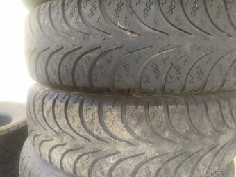 Fabia zimní pneu 165/70.r14 všechny 4ks 500.- - 3