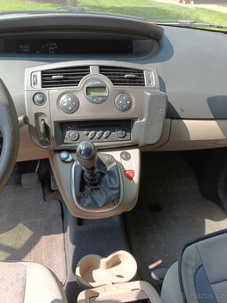 Renault Scénic 2 1.5 Dci 78kW - 3