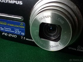 Digitální fotoaparát Olympus FE-240, - 3