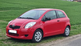 Prodám Toyota Yaris r.v.2006, 1,3 benzin 64kw - 3