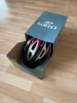Cyklistická helma giro - 3