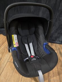 Britax Römer Baby-safe i-size vajíčko s isofix - 3