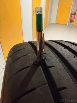 Topové letní goodYeary 245/45 r18, 8 mm - 3