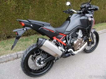 Honda africa twin 1100 - jako nová - 3
