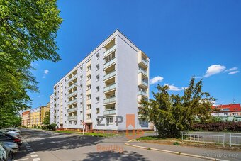 Prodej bytu 3+1 o rozloze 83 m2 s lodžií, balkonem a zahrádk - 3