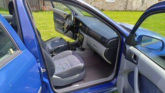 skoda octavie 1.6 benzin ( velmi pekna ) - 3