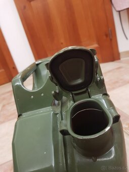 Plechový kanistr 10L zanovni - 3