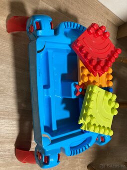 Stoleček mega bloks - 3