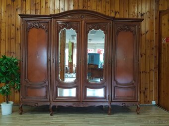 CHIPPENDALE LOŽNICE JAK NOVÁ VELMI DRAHÝ MODEL - 3