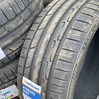 NOVÉ Letní pneu 225/40 R19 93Y XL Sailun - 3