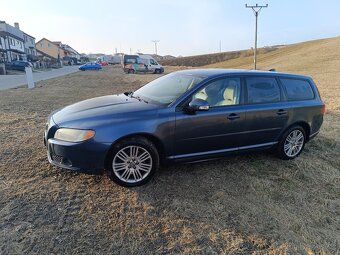 Volvo V70 - 3