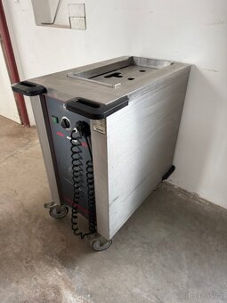 Ohřívací vozík Hupfer na talíře - 3
