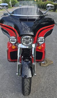 Harley Davidson Electra Glide Ultra CVO FLHTKSE - 3
