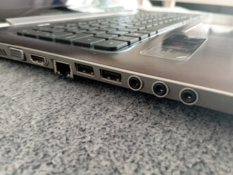 Hp Dv7-Velký ntb 17,3 lcd-core i7(8xvlákno)-8g ram-1Tb - 3