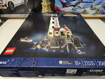 LEGO® Ideas 21335 Motorizovaný maják + box + mini dárek - 3