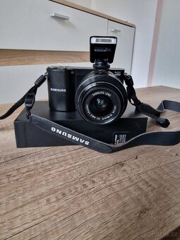 Fotoaparát, kompakt s výměnnými objektivi Samsung NX1000 - 3