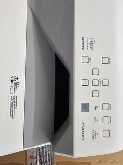 Projektor CASIO - 3