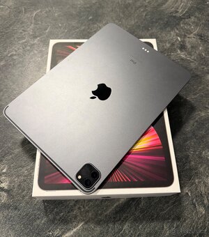 Apple iPad Pro 11" M1 2021 128GB - 3
