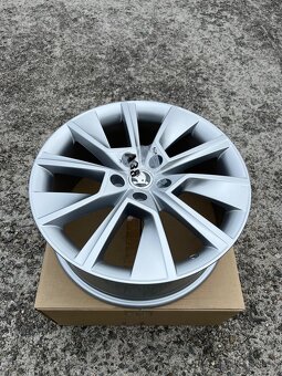 ALU KOLA BRAGA 18 OCTAVIA 4 5x112 7,5JX18 ET48/57,1 - 3