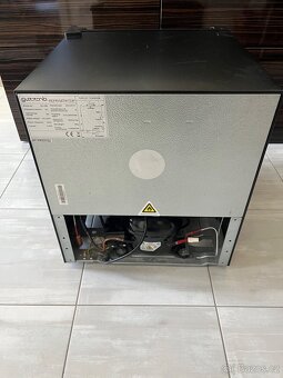 Mini lednička Guzzanti GZ-06B - 3