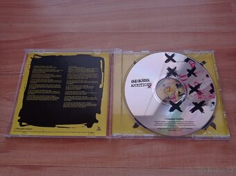 One OK Rock: Ambitions - 3