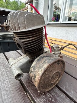 Čz Předválečná 175, přírubový motor - 3