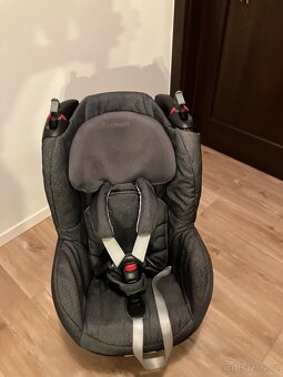 Autosedačka MaxiCosi - 3