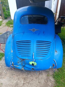 Renault 4CV - 3