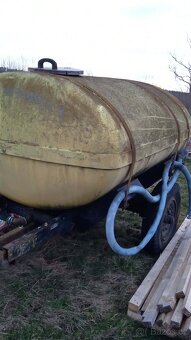 Cisterna, nádrž - 3