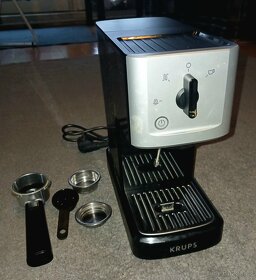 Pákový kávovar espresso Krups - zánovní - 3