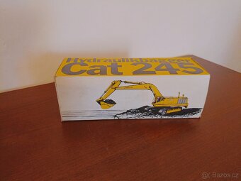 Model cat 245 - 3