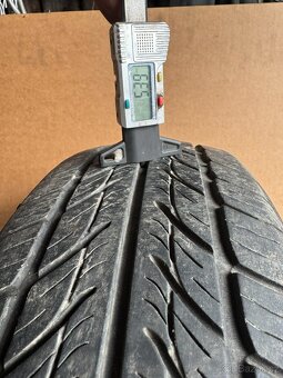 pneu gumy kola 185/60 r15 letni - 3