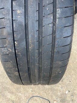 285/40R 21 Goodyear eagle F1 - 3