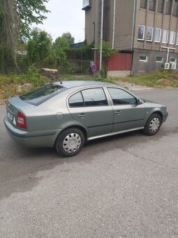 Škoda Octavia 1 2.0 85kw - 3