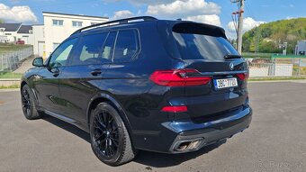 BMW X7 40iX - M - 7míst - DO 15.6.2025 - 3