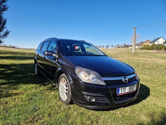 Opel Astra H 1,9 CDTI 88KW Combi ALU kola Tažné - 3