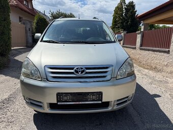 Prodám Toyota Avensis Verso 2.0 D 116K 7-míst - 3