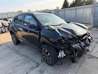Toyota yaris cross 1.5i automat 2024 20TKM - 3