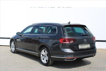 Volkswagen Passat 2.0TDI 110KW ELEGANCE 1MAJ. ČR (2021) - 3