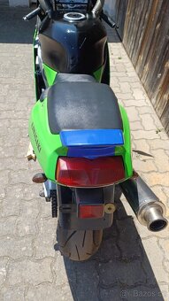 Kawasaki ZXR 750J - 3
