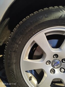 Kola Volvo XC60 R17 zimní - 3
