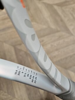 Tenisová raketa Wilson Shift 99 V1 300 g - 3