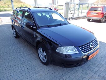 VW PASSAT 1.9 TDI KOMBI 96KW ROK 2003 COMFORT SERVISKA PĚKNÝ - 3