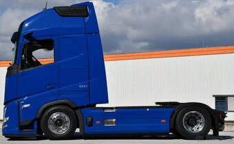 Volvo Tahač návěsu FH 500 Aero - 3