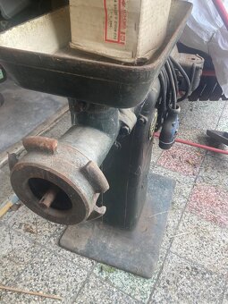 Maso mlýnek -mlýnek na maso - 3