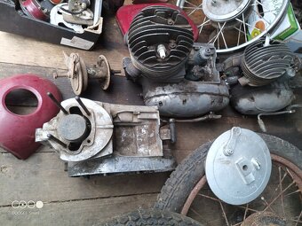 Motory, plechy, kola Jawa ČZ - 3