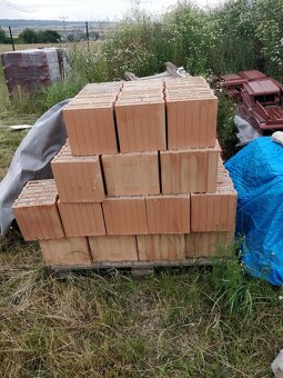 Prodám broušené cihly s vatou Winklmann 36,5 cm – 75 ks (zby - 3