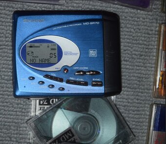 Minidisc SHARP MD-SR70, media,manual, příslušenství - 3