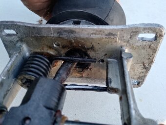 Škoda 125L 130L Rapid kulisa řazení 5Q - 3