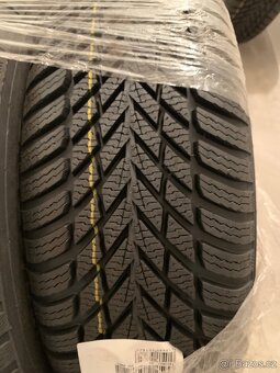 4x Nové zimní 15" pneu Nokian Snowproof 2 195/65 R15 záruka - 3